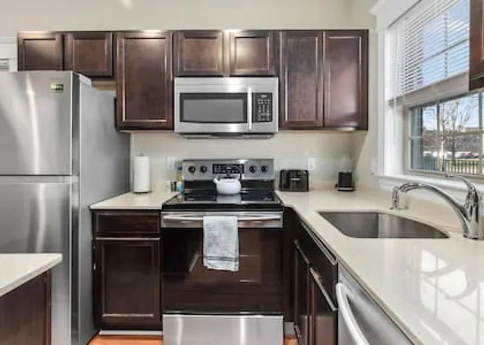 Affordable 1-Br By Dmc Detroit