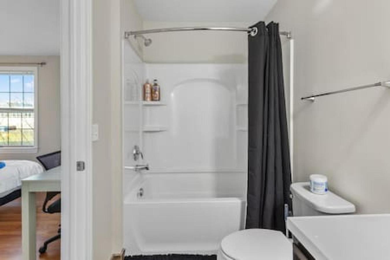 Affordable 1-br By Dmc Apartment