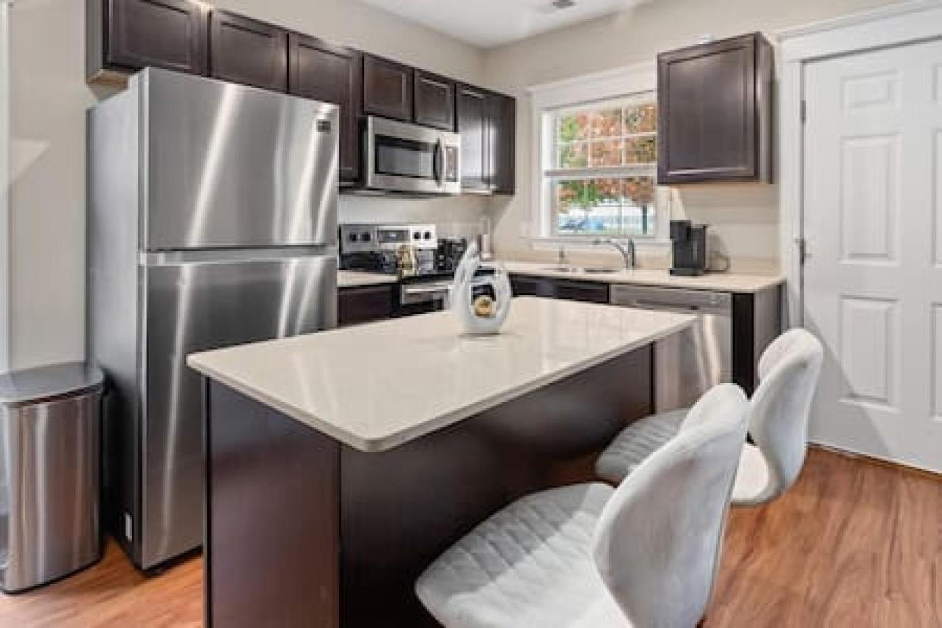 Affordable 1-br By Dmc *